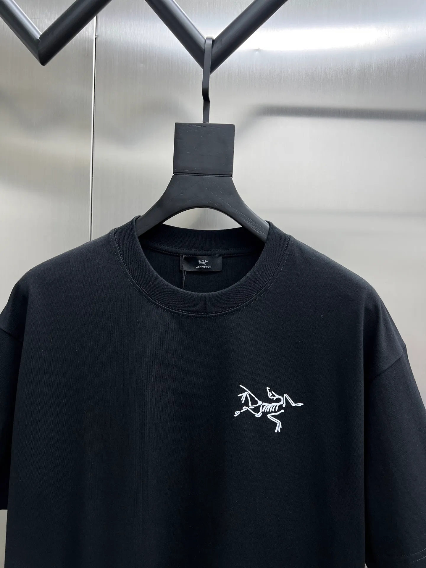 arcteryx🌟New Arrival T T Hot Sale 99 🐎🐎Size：S-XXL Black White 2 Size S 110 54 69 21 M 114 56 71 22 L 118 58 73 22 XL 122 60 75 23 2XL 126 62 77 23
